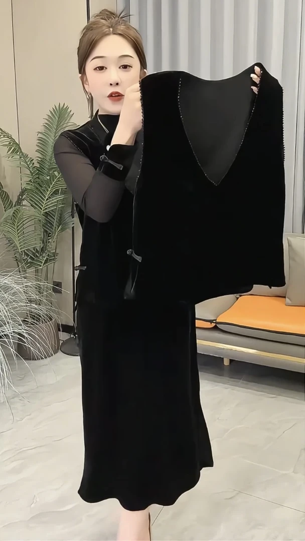 复古国风时尚马甲女装2025早秋新款百搭宽松丝绒马夹外套