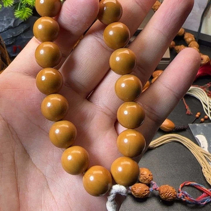 橄榄核手串/手链猴头光珠