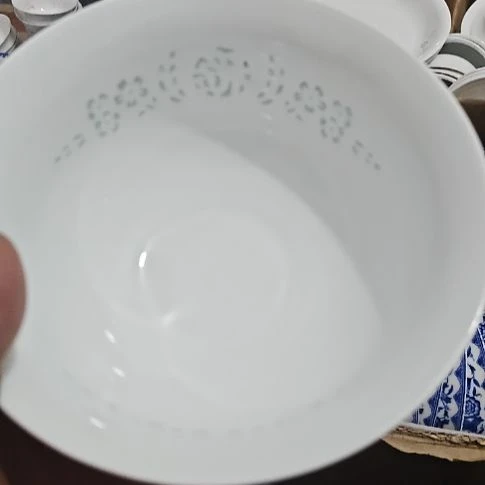 瓷玲珑福字青色6寸面碗4个微瑕疵