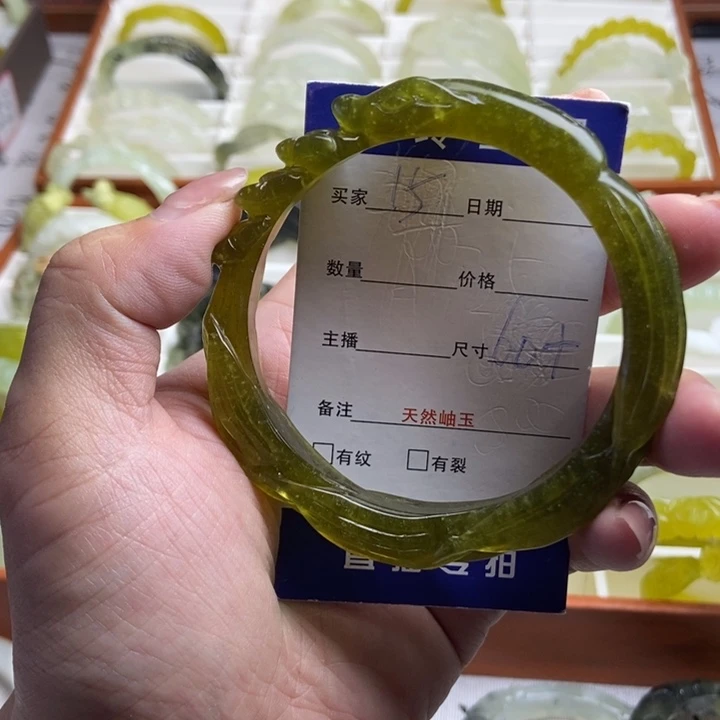 未镶嵌蛇纹石玉手镯