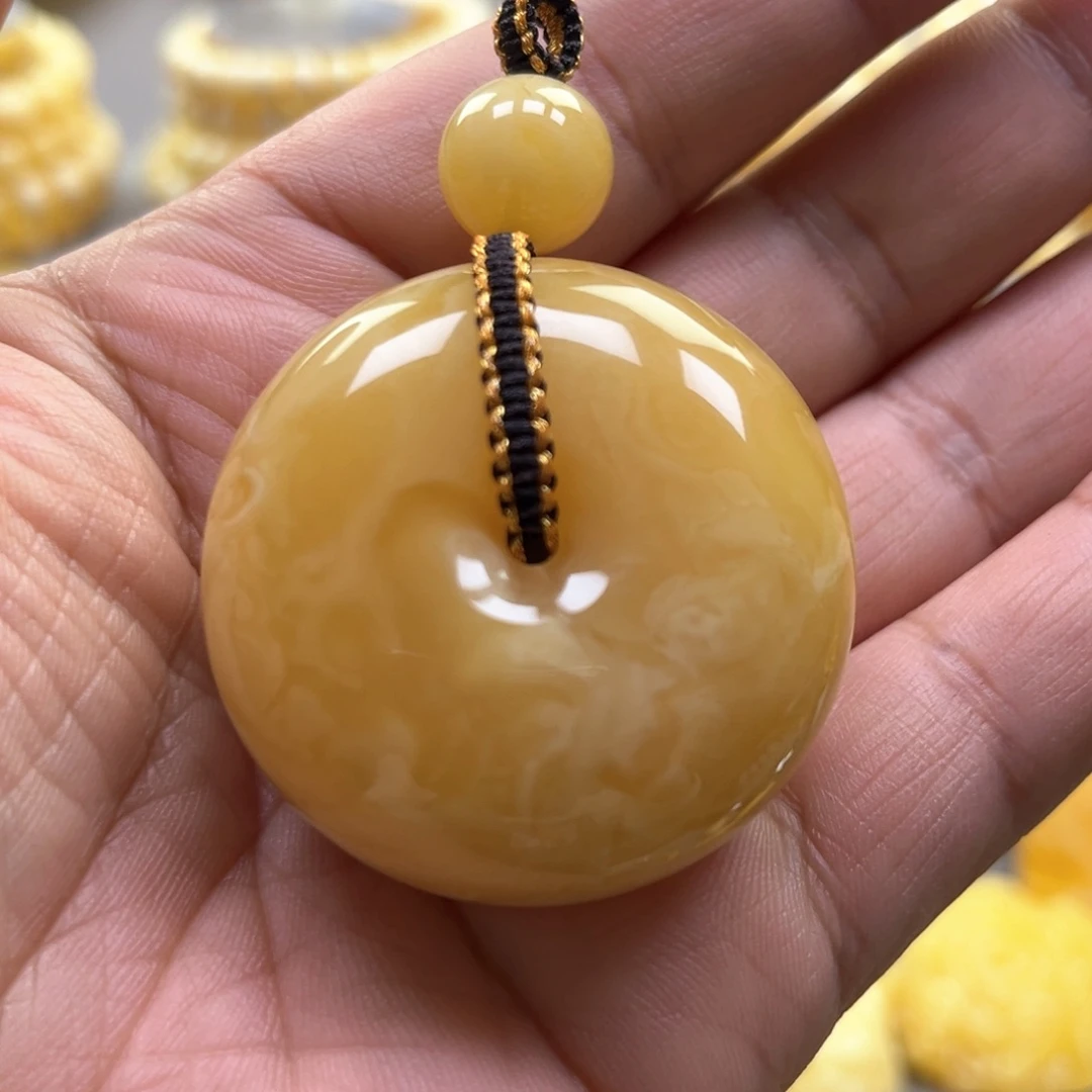 琥珀颈饰未镶嵌吊坠