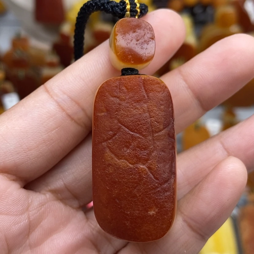 【闪购商品】琥珀颈饰未镶嵌