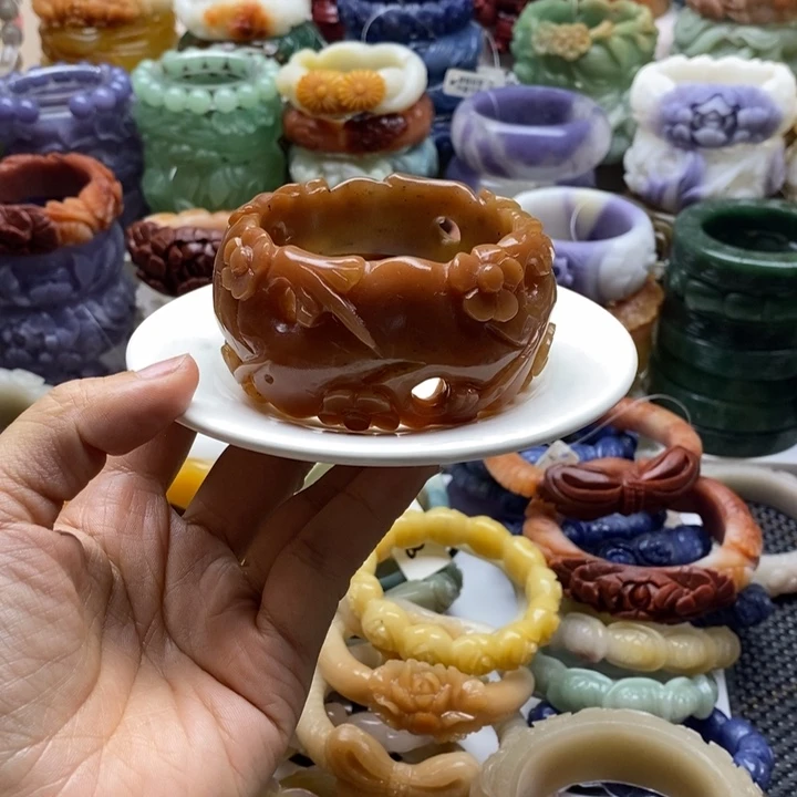 石英质玉未镶嵌手镯