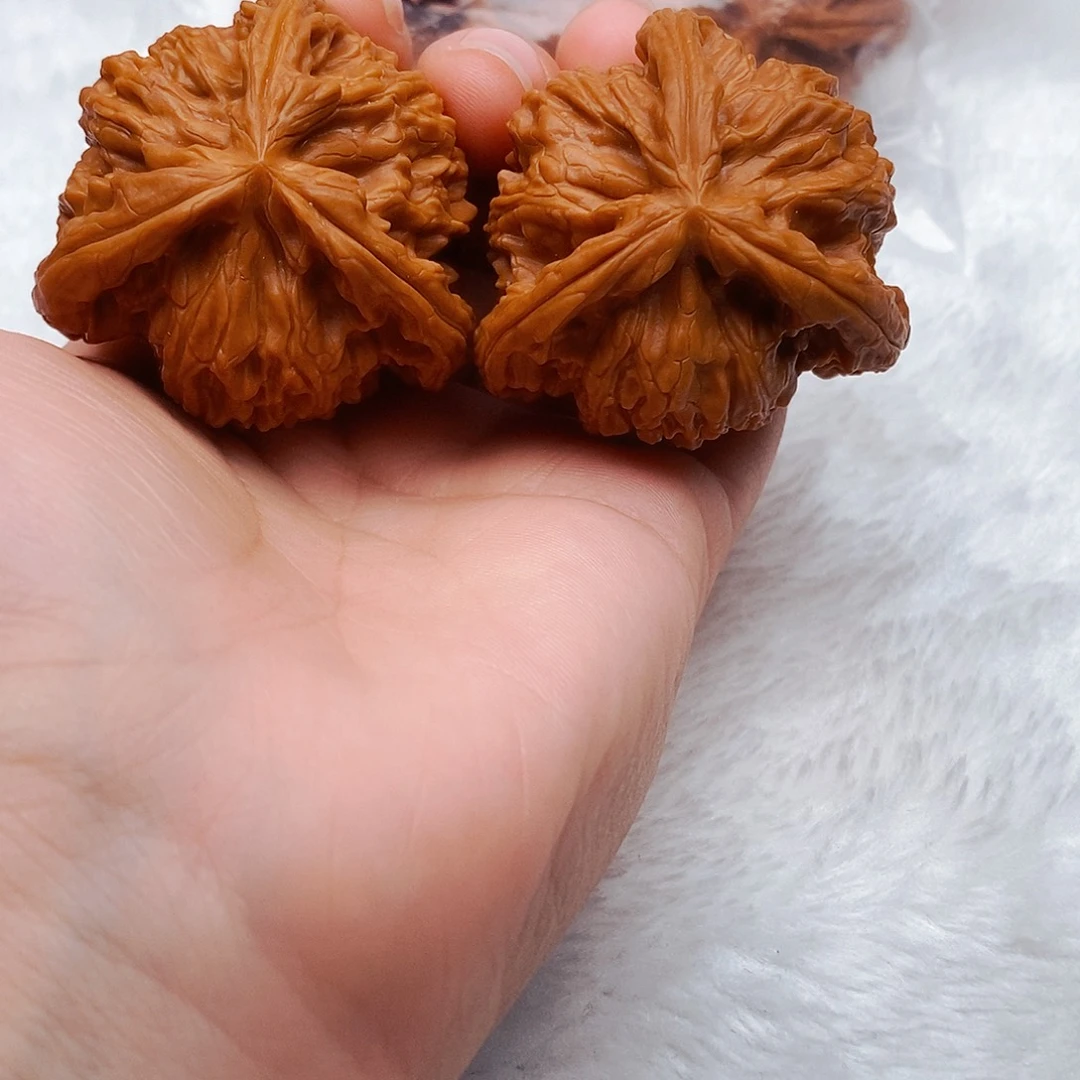 平***福吊坠文玩核桃三棱