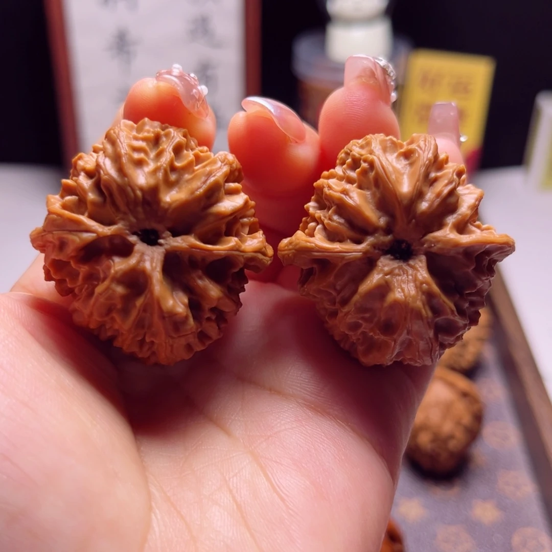 文玩核桃吊坠平果元福利款