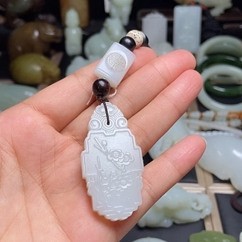 和田玉未镶嵌吊坠(不含链)