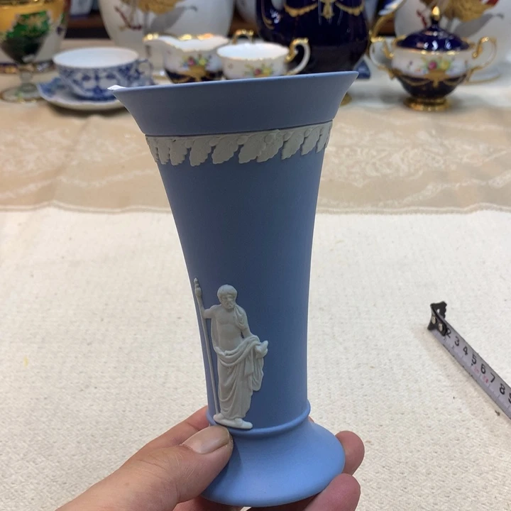 紫砂金瓷阁精品瓷器店