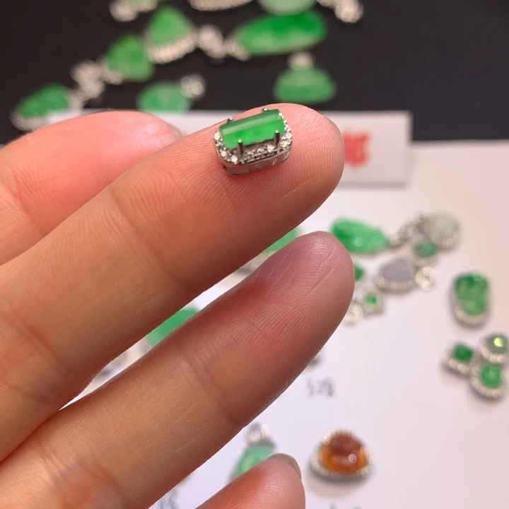 翡翠银S925镶嵌颈饰