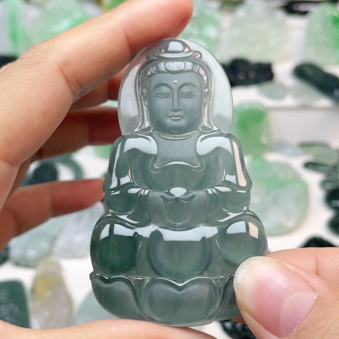 翡翠颈饰未镶嵌观音