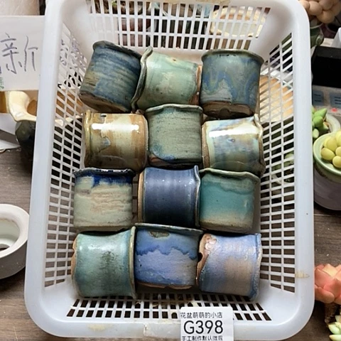 紫砂花盆398微瑕品口径5厘米左右的里面