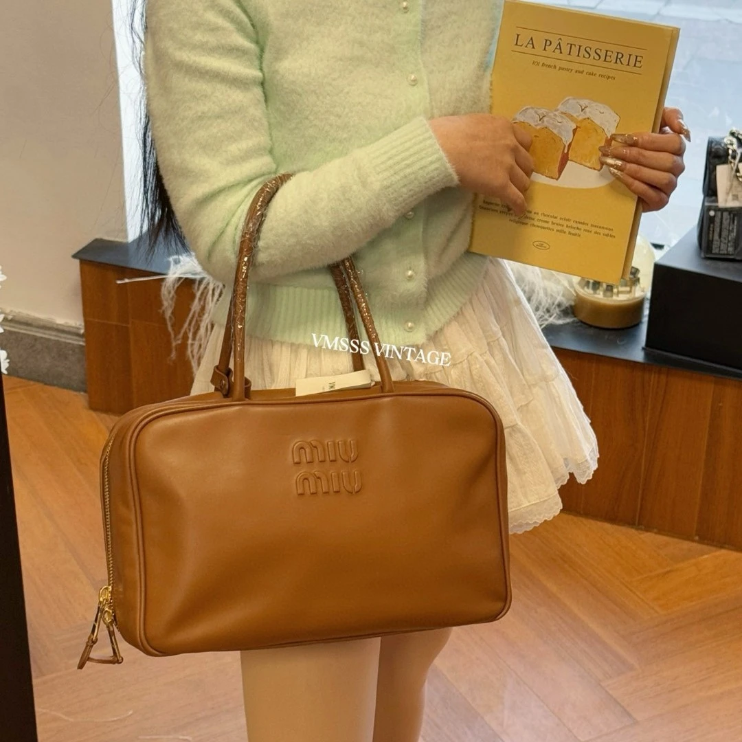 99新 MIU MIU/缪缪 公文包大号焦糖色牛皮单肩包/86735