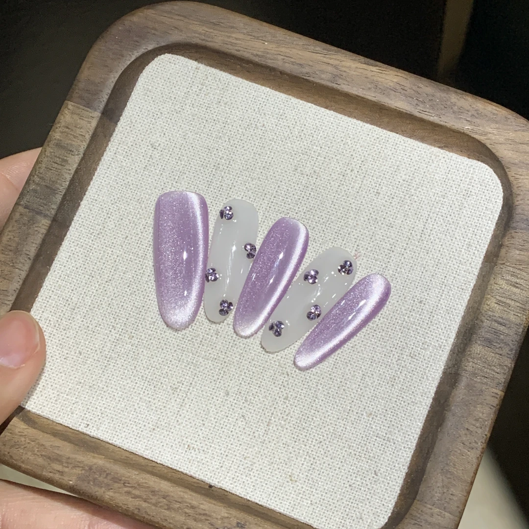 梦幻紫色猫眼蝴蝶珍珠粘钻奢华穿戴甲