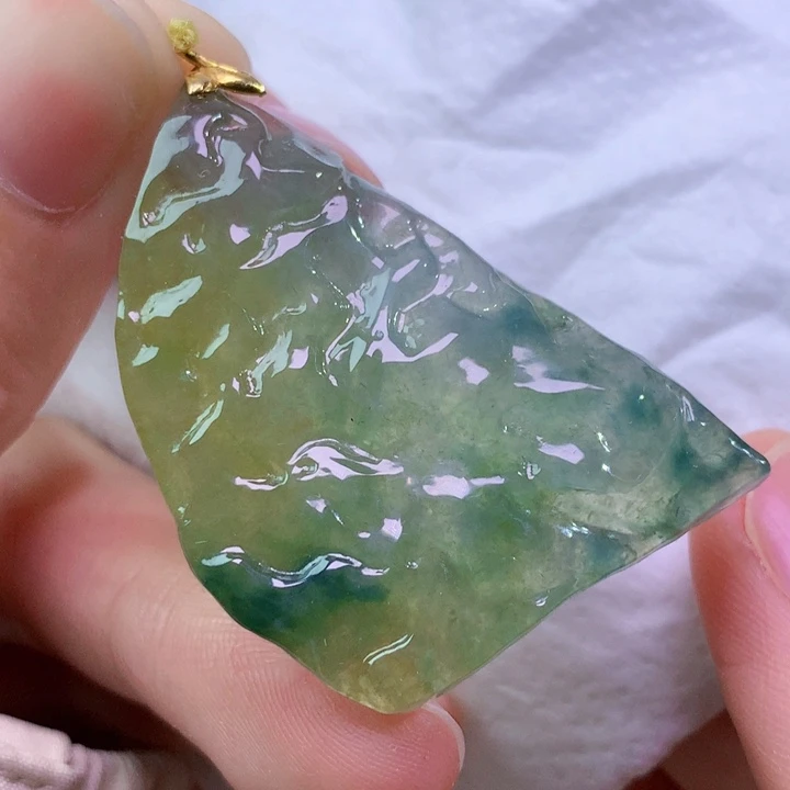 翡翠未镶嵌吊坠(不含链) 2462