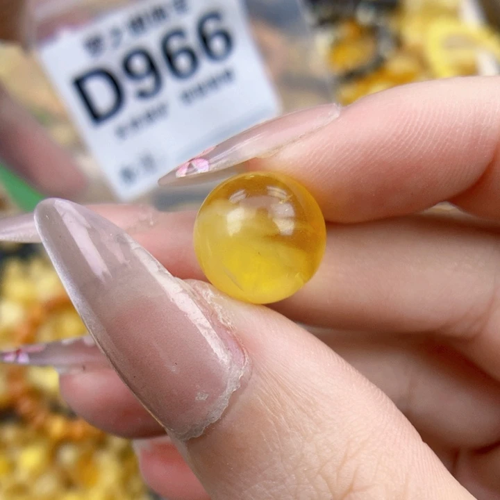 未镶嵌琥珀珠宝奇石12