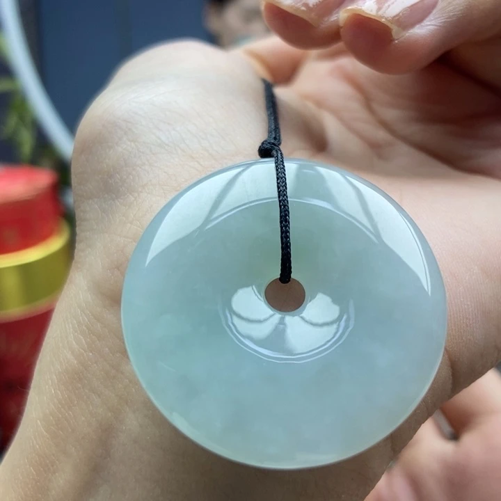 翡翠未镶嵌颈饰吊坠46