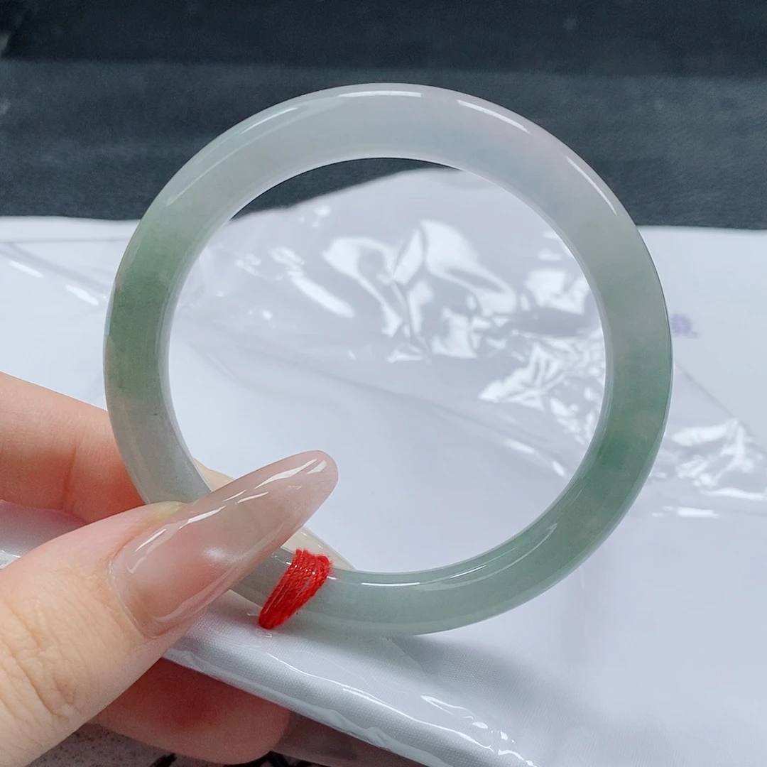 【闪购商品】未镶嵌手镯（圆镯）翡翠449号