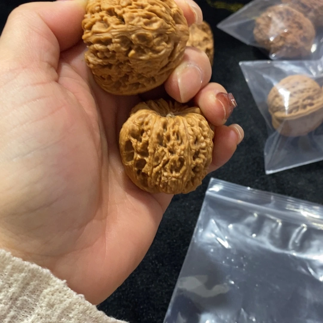 猴头核桃吊坠看***海三角疆150