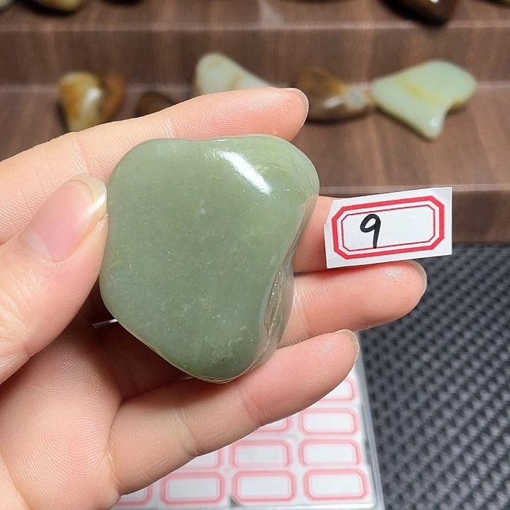 未镶嵌和田玉挂件9