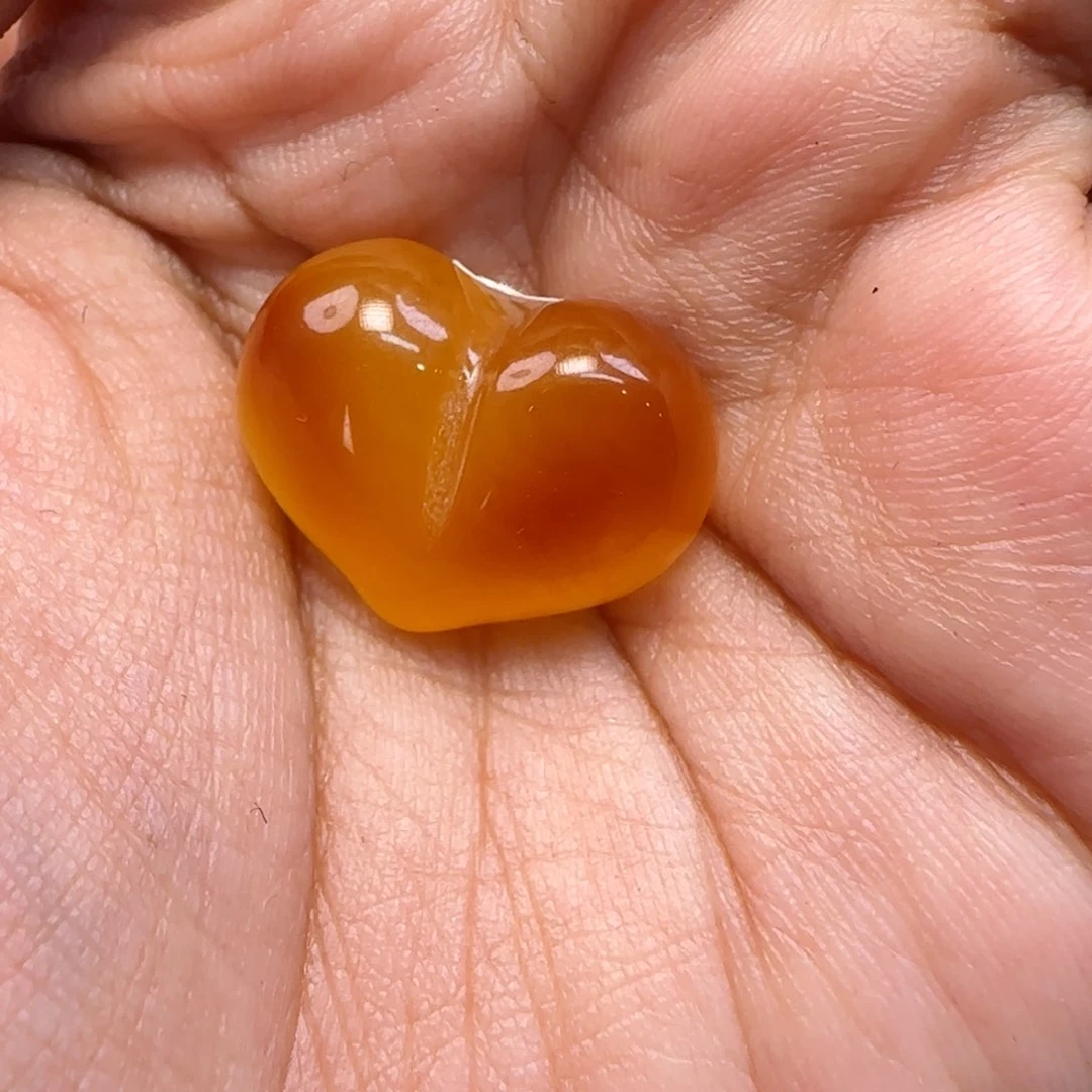 琥珀颈饰未镶嵌琥珀