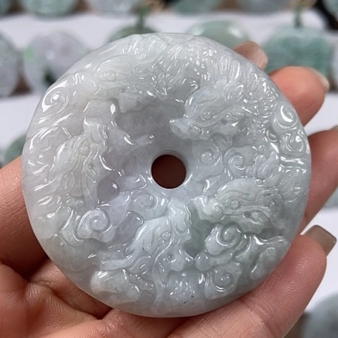 翡翠颈饰未镶嵌九龙扣两面工福利