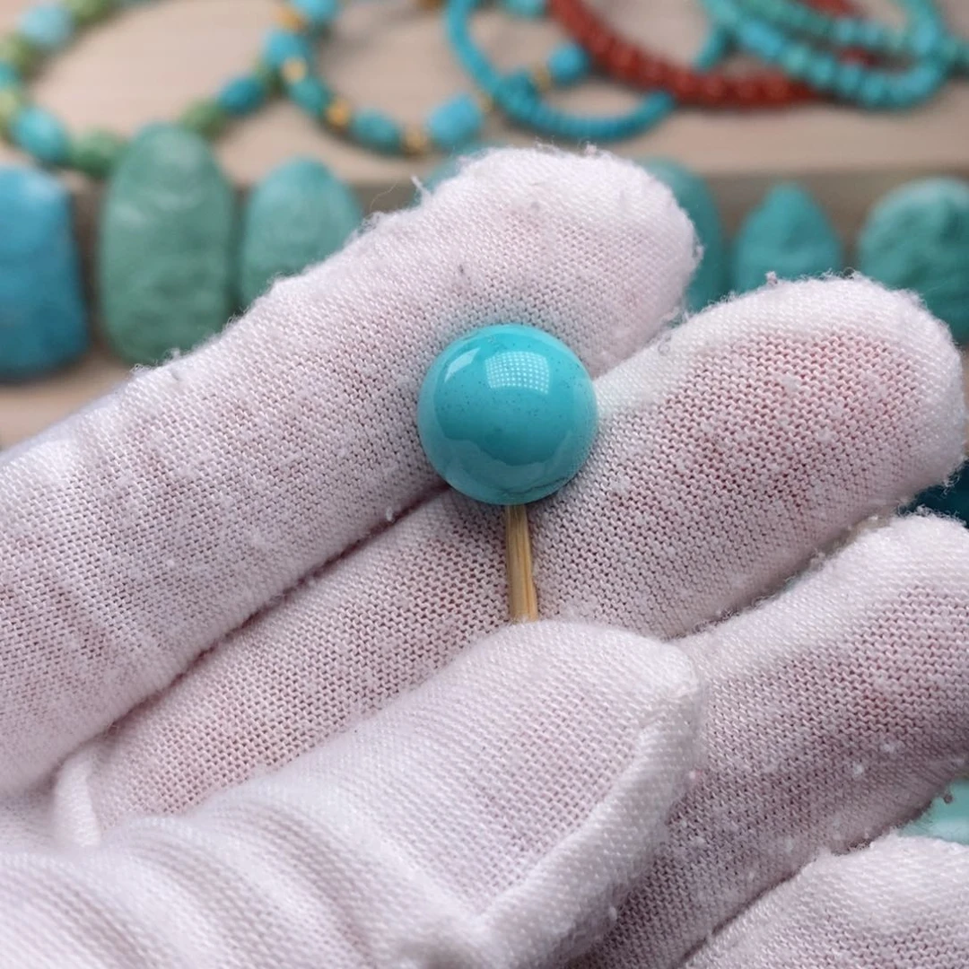 绿松石挂件未镶嵌?**?