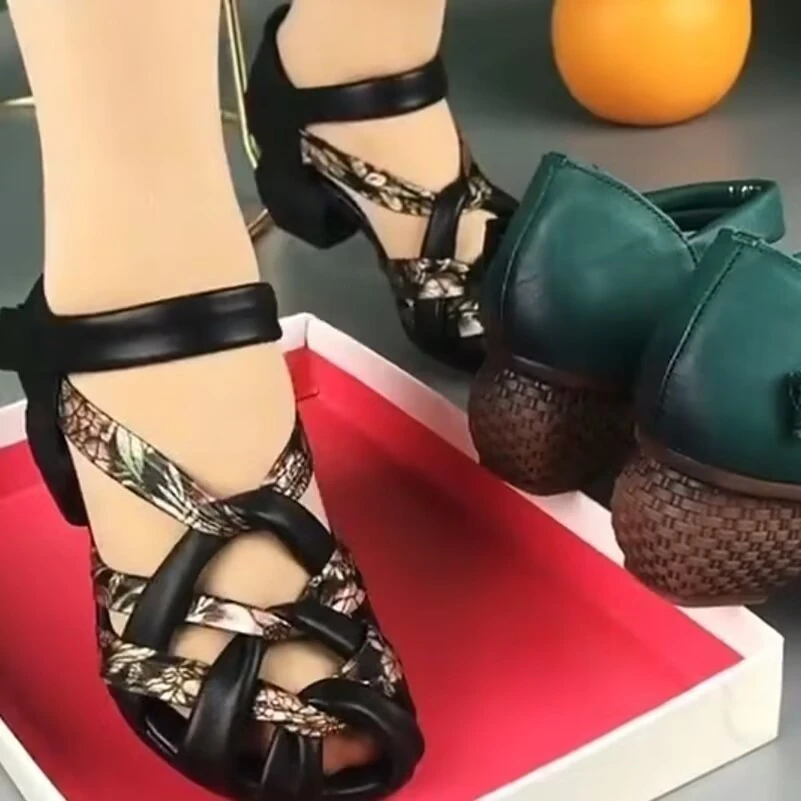 品牌断码夏季新款粗跟女鞋宽带鱼嘴镂空舒适高跟魔术贴妈妈凉鞋女