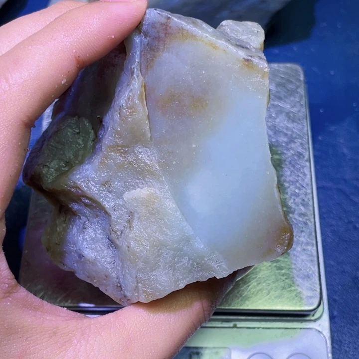 和田玉（糖玉）未镶嵌珠宝半成品