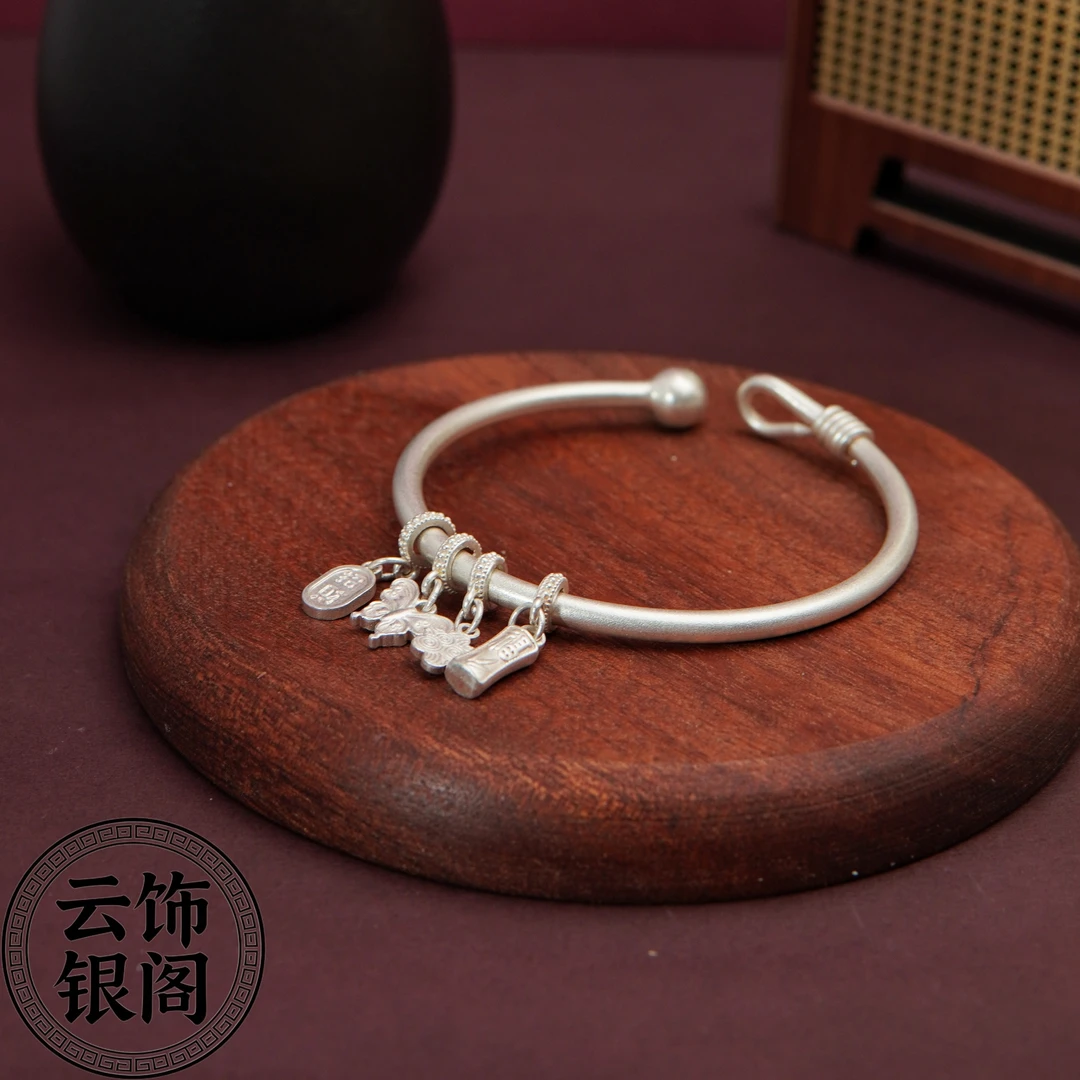 足银手镯 【云饰银阁】足银蝴蝶桃花招财纳福银手镯复古首饰磨砂