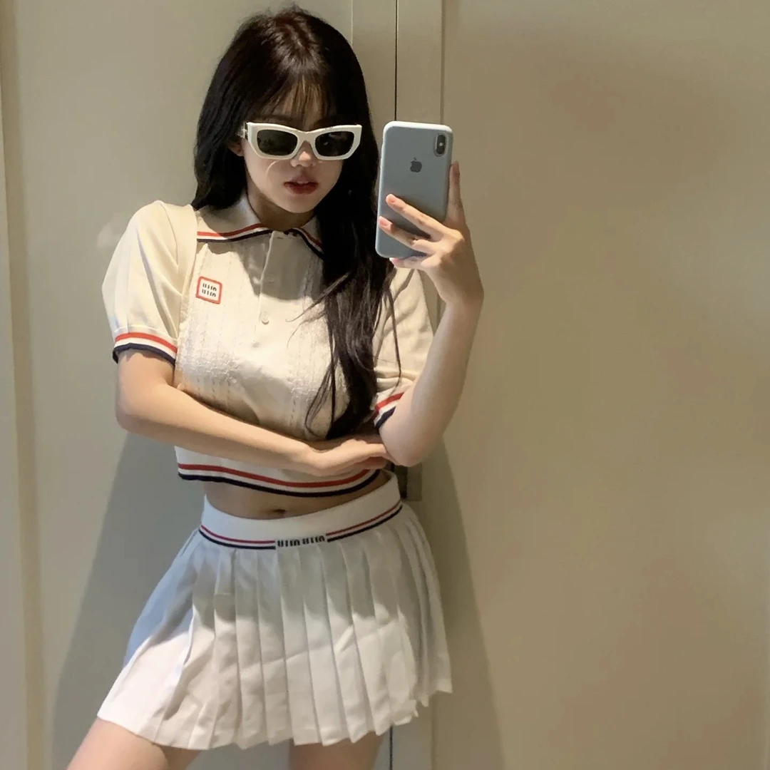 99新 MIU MIU/缪缪 zt3 条纹边饰徽标针织短袖polo衫 40码/608348