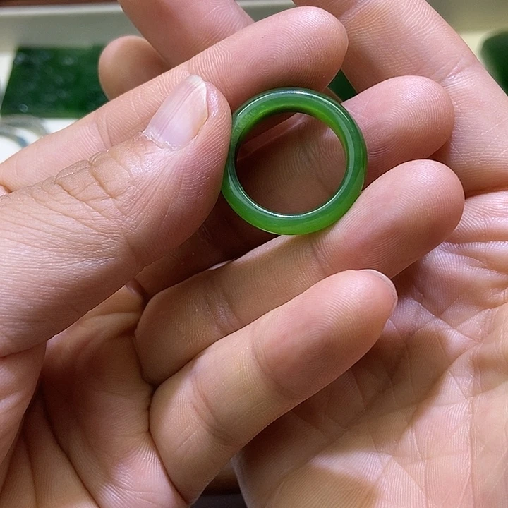 和田玉（碧玉）未镶嵌戒指