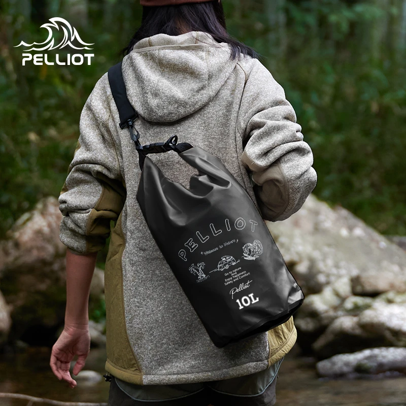 伯希和装备防水包海边沙滩游泳浮潜收纳袋溯溪漂流大容量双肩包