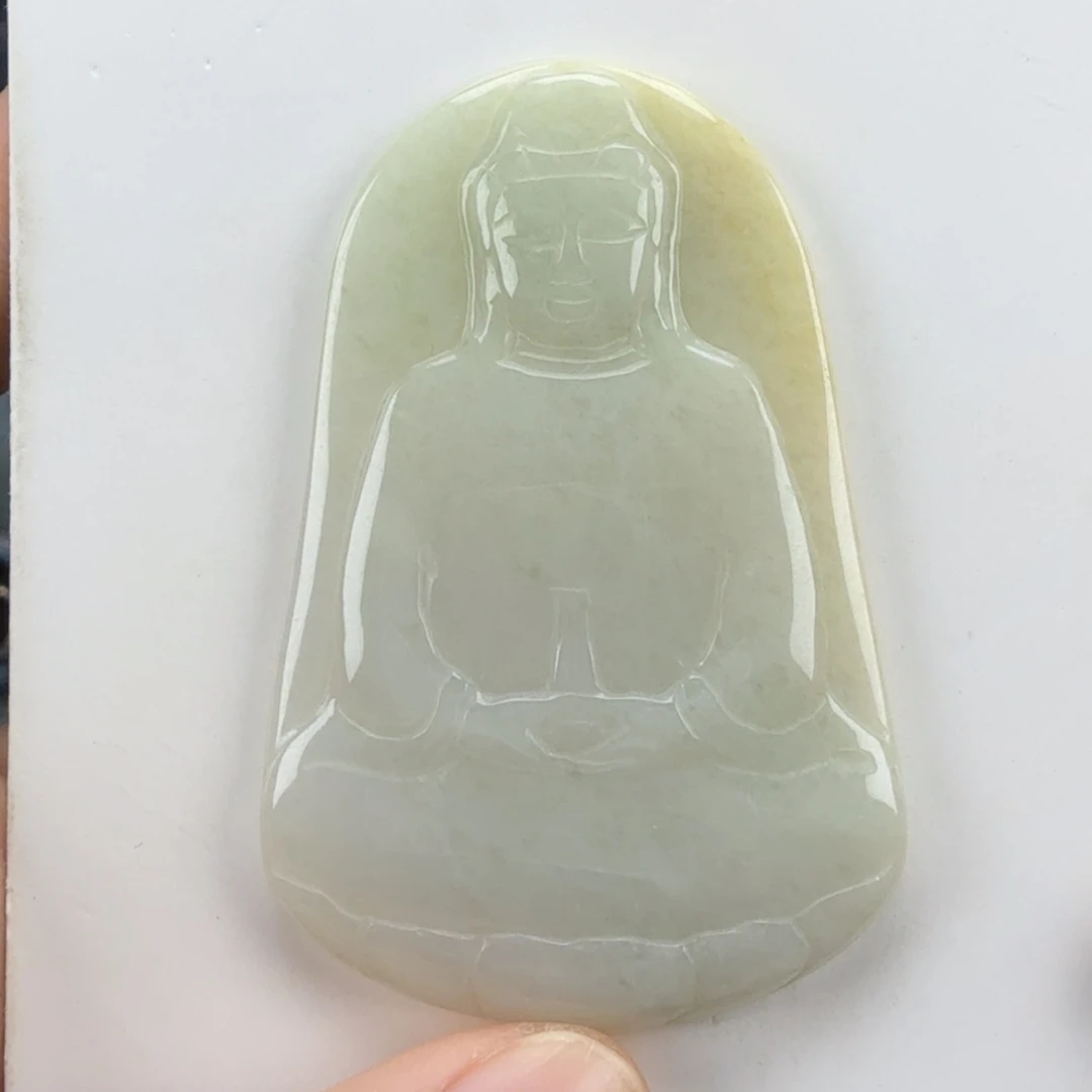 翡翠挂件未镶嵌翡翠