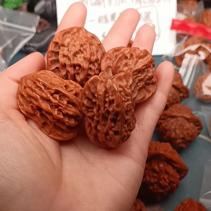 文玩核桃吊坠组合