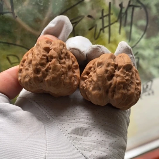 文玩核桃吊坠38大肚开背蛤蟆头