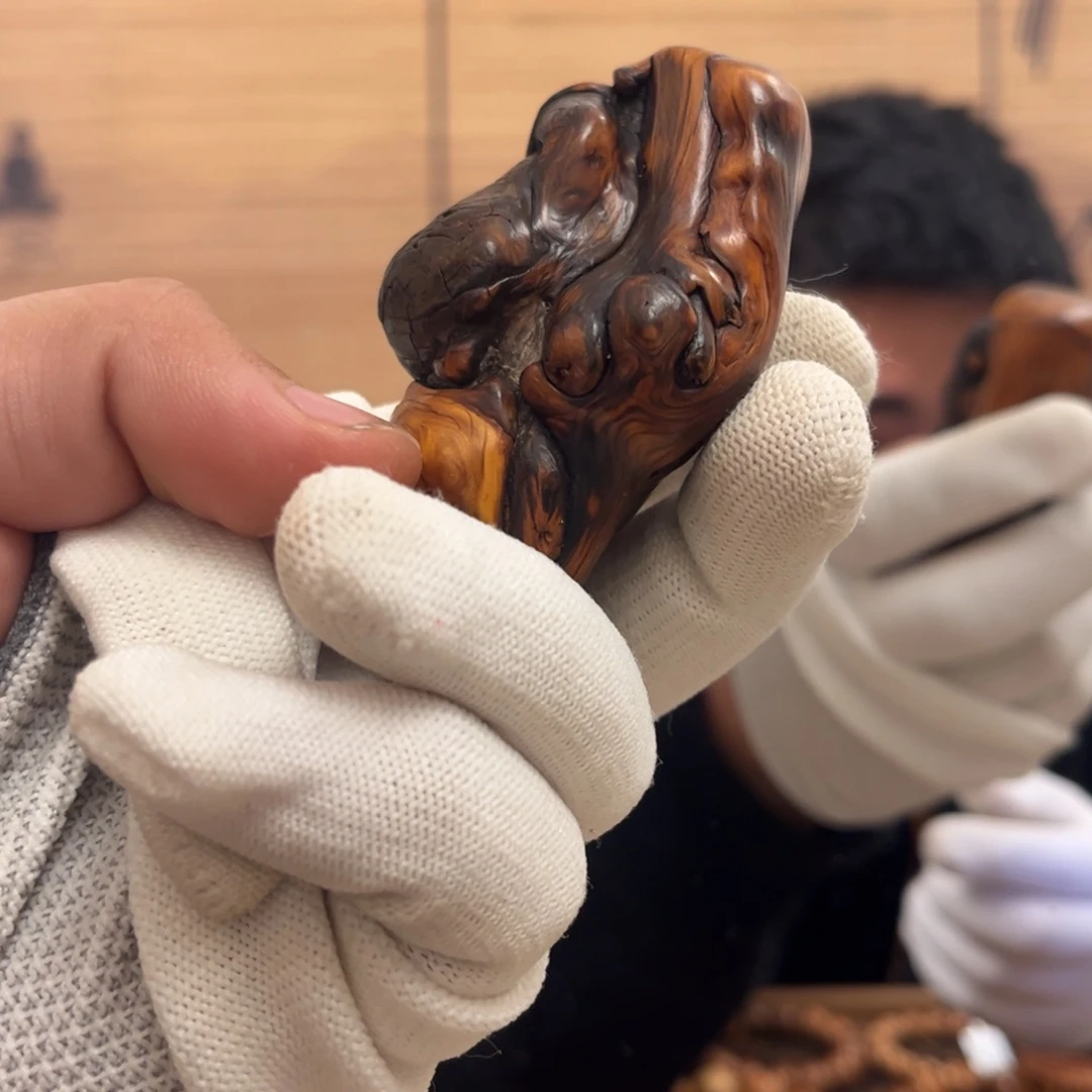 柏木（崖柏）把件豫****舞陈化随形手把件