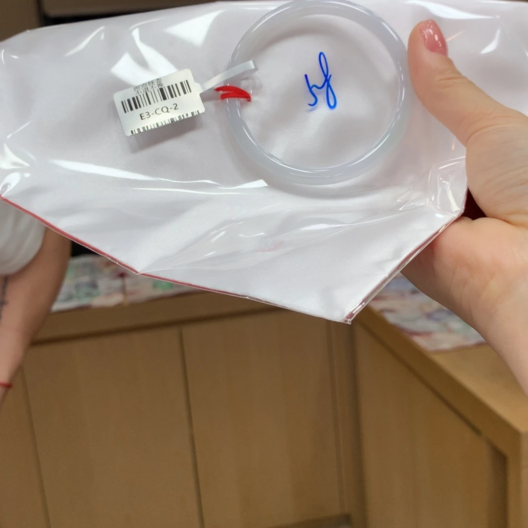 未镶嵌手镯翡翠不退不换