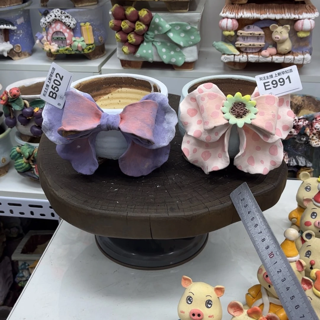 皎***皎花盆502991白狐瑕疵皎