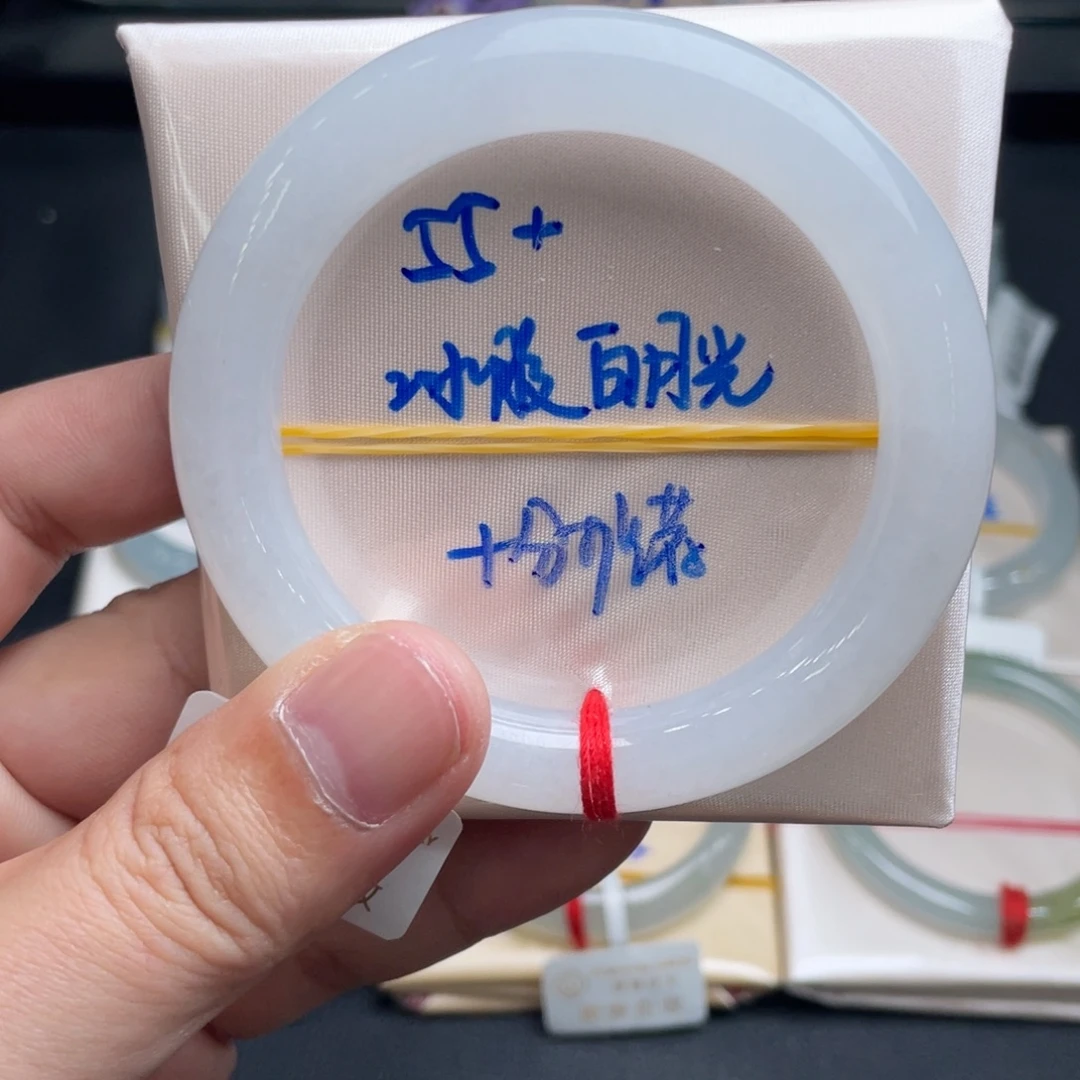 翡翠未镶嵌手镯翡翠手镯59