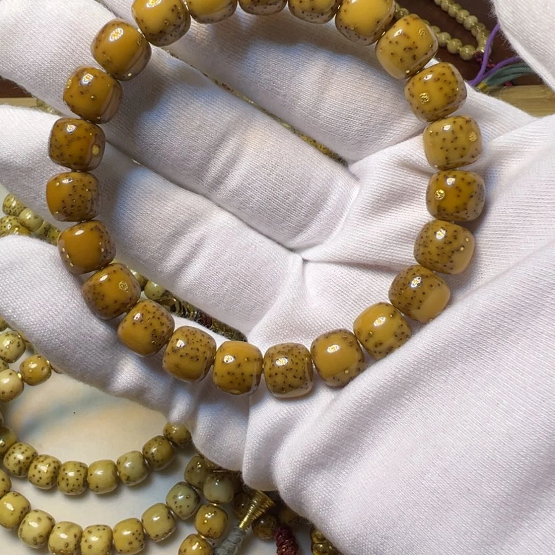 吊坠星月菩提石玉大留白全钉