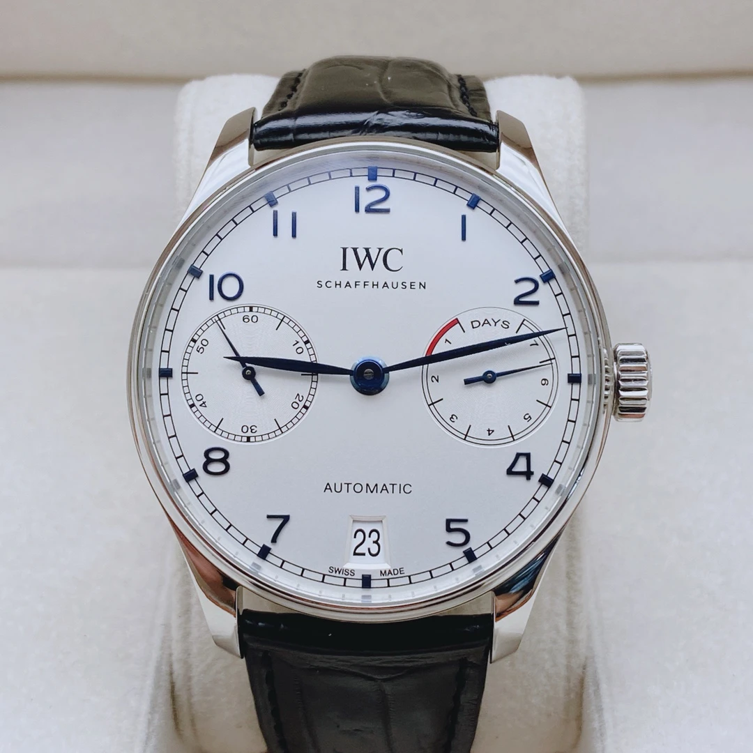 99新 IWC/万国 葡萄牙 42MM 自动机械 精钢材质 皮带 折叠扣