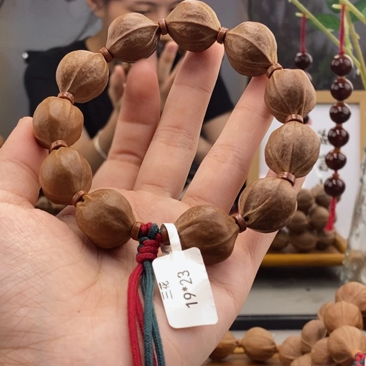 吊坠橄榄核西****蛋梅林铁