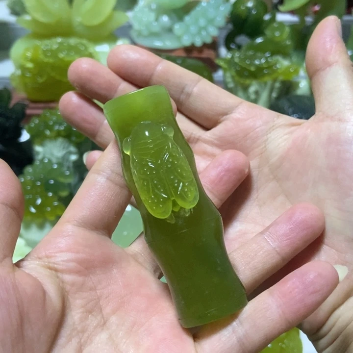 【闪购商品】未镶嵌蛇纹石玉把件