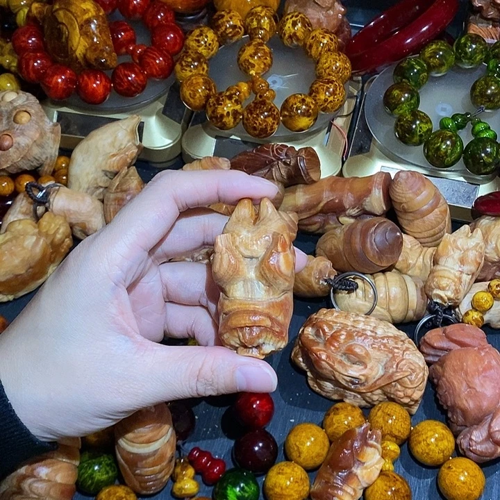 松木琥珀木文玩手串