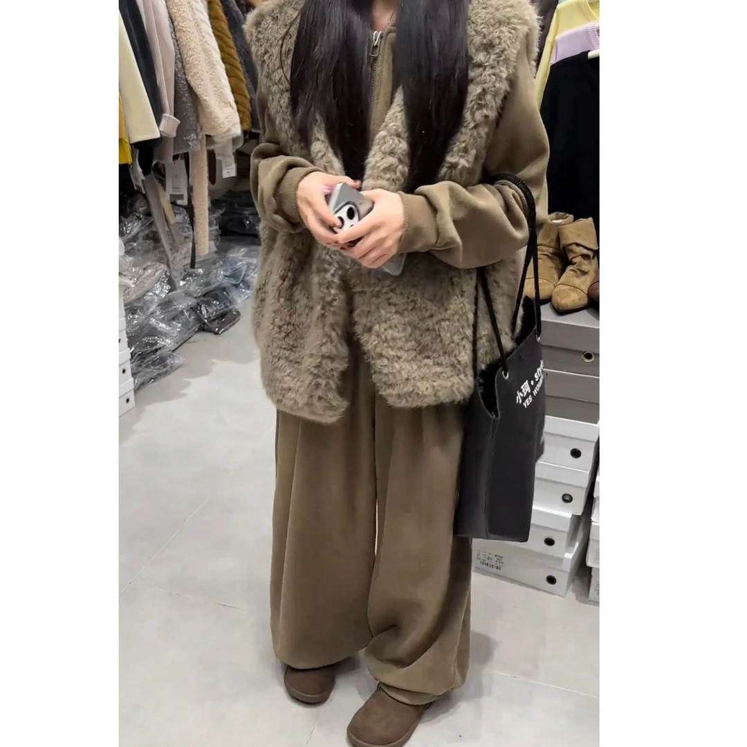 流行一整套2025秋冬新款高级感慵懒风气质减龄上衣马甲裤子三件套