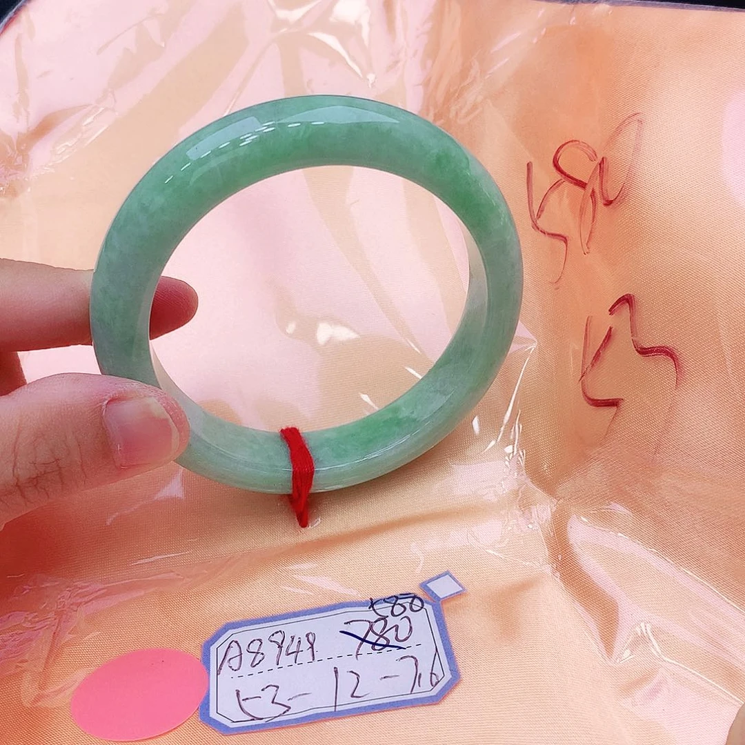 未镶嵌手镯翡翠翡翠