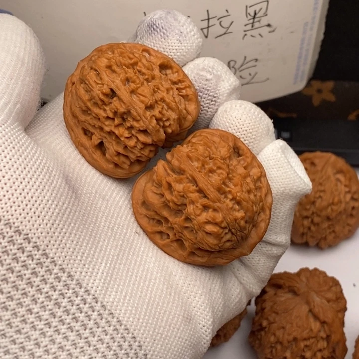 把件文玩核桃蒋*?南疆石39