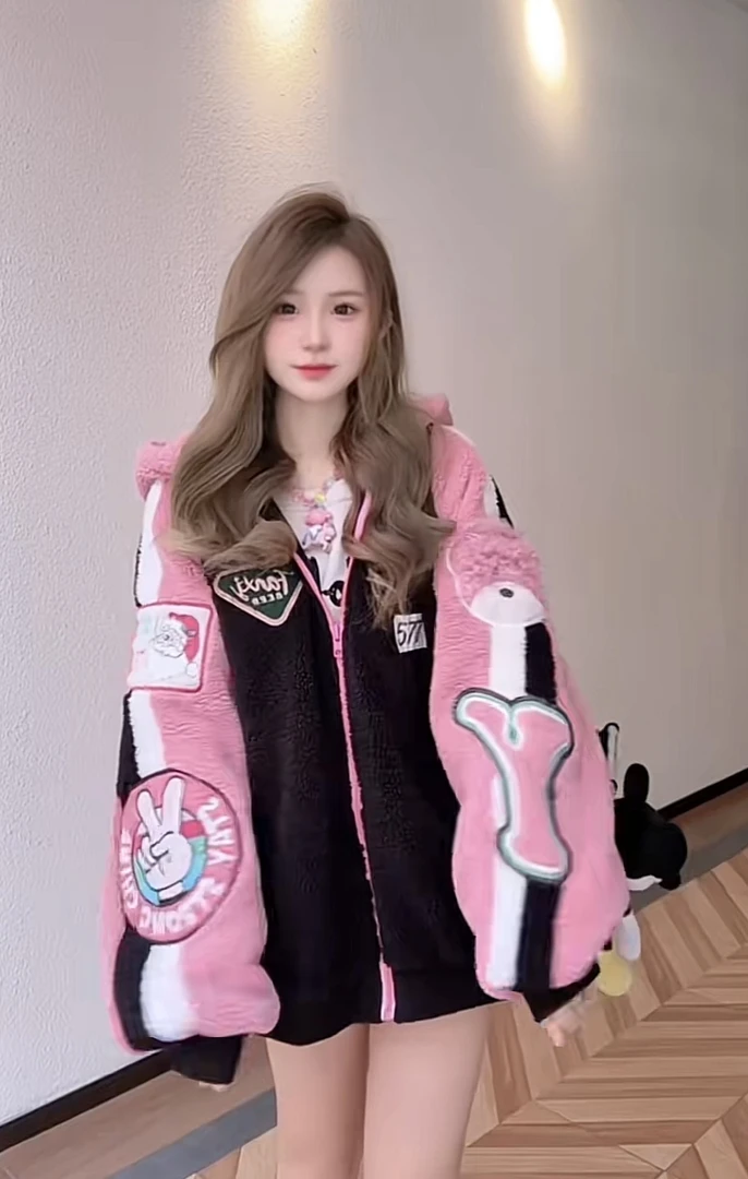 少量现现：秋冬款重工潮牌欧货贴布刺绣外套百搭宽松风圆领卫衣