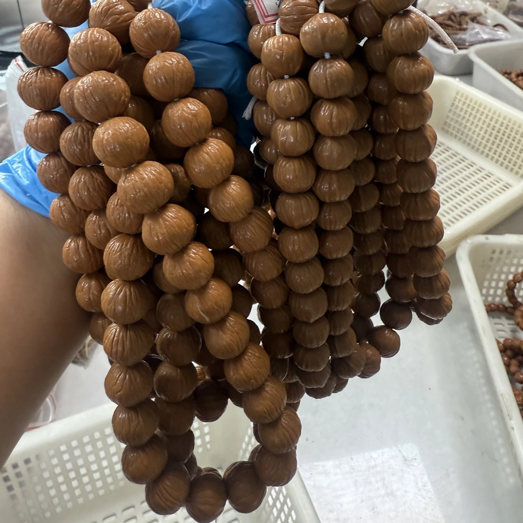 Z3猴头风羽，南瓜手持，各一条，随机发