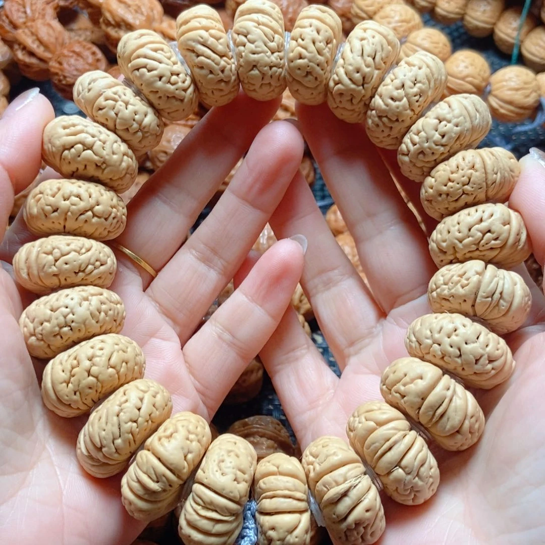 文玩核桃手串飞碟