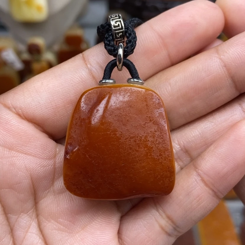 【闪购商品】琥珀颈饰未镶嵌